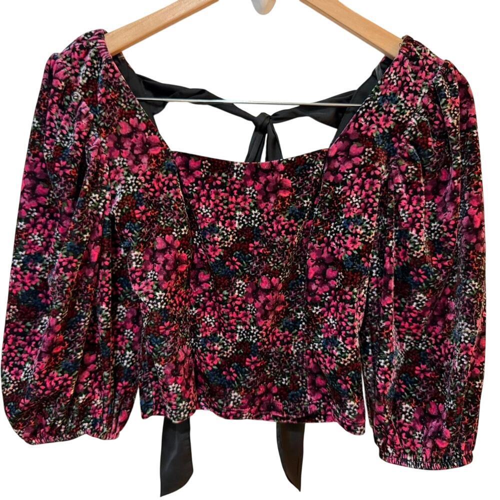 Floral velvet jewel tone cropped tie back romantical feminine cottage coquette
